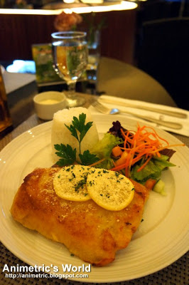 Parmesan Crusted Fish Fillet at Dolcelatte