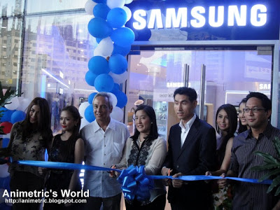 Samsung at Robinsons Magnolia