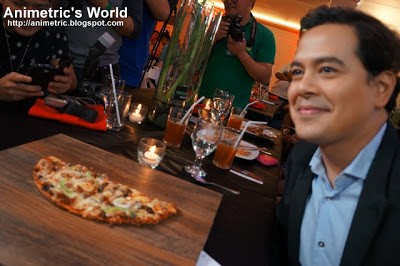 John Lloyd Cruz Greenwich Pizza Thins