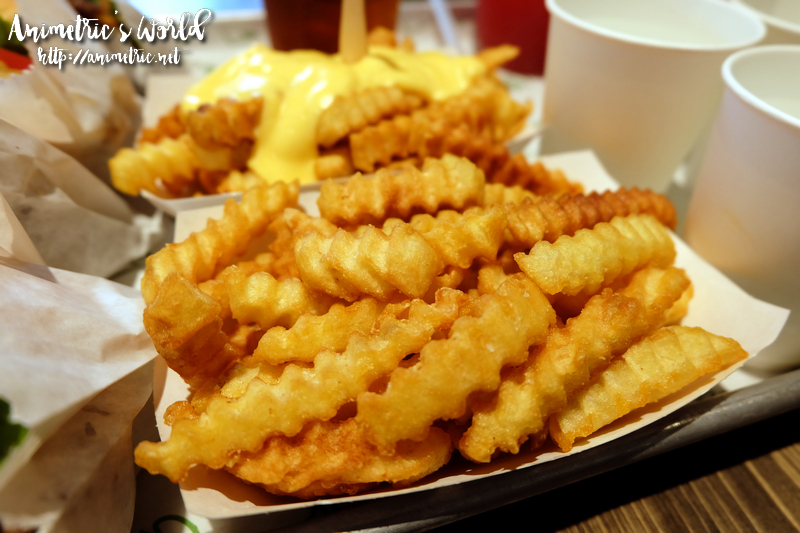 Shake Shack Yokohama Japan